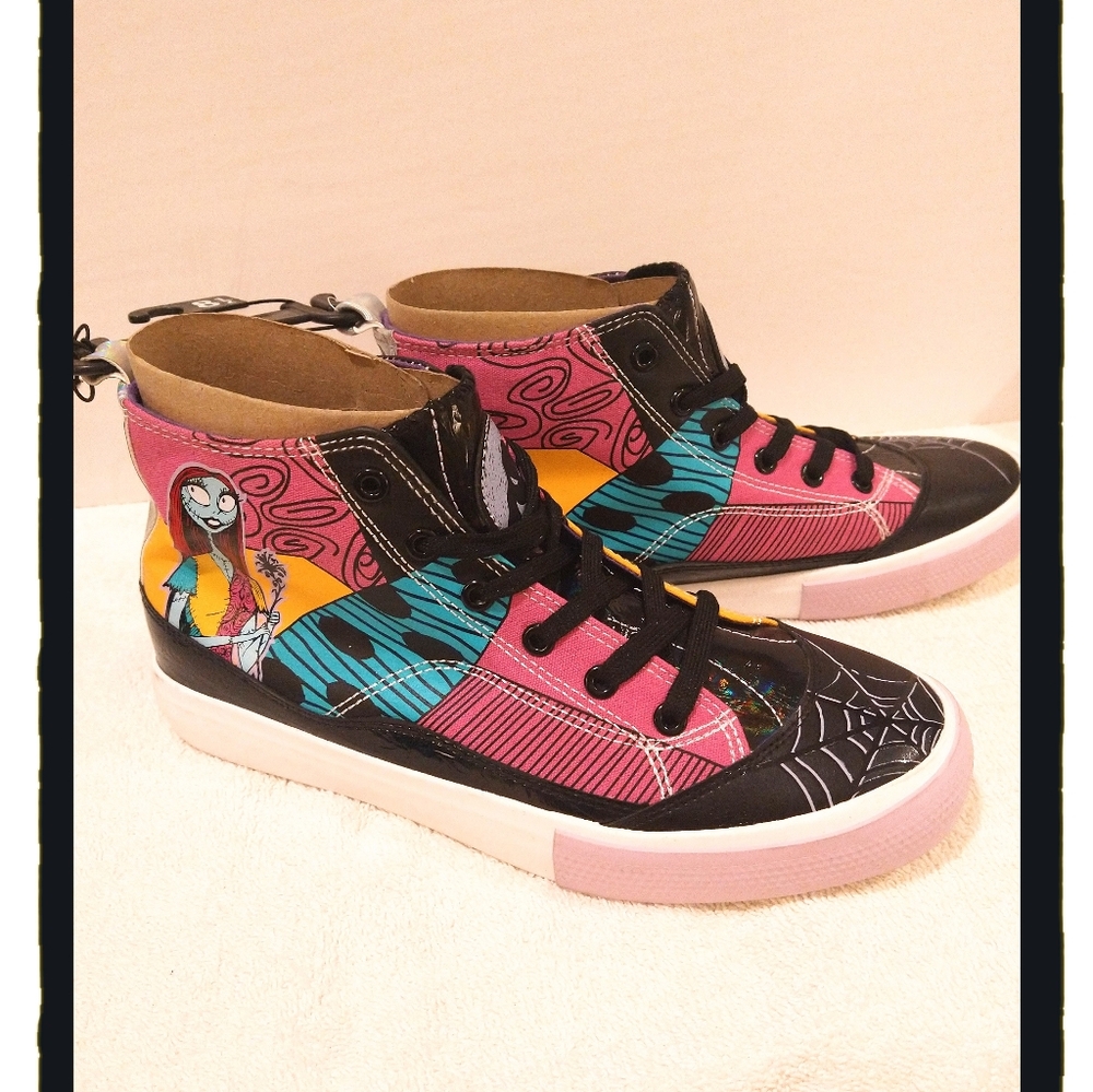 DISNEY 'TNBC ~ Jack & Sally' Hi-Top Casual Sneakers - Size 8.5 *NWT*
